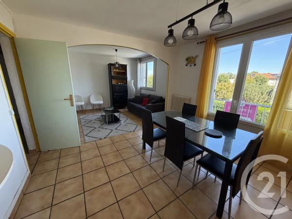 Appartement T4 à vendre  4 pièces - 61,59 m 2   LANNEMEZAN  - 65