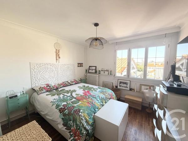 Maison à vendre  5 pièces - 120 m 2   PORNIC  - 44