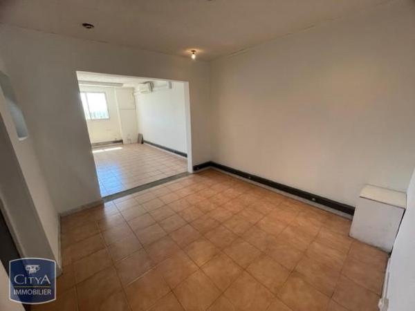 Local commercial à louer 452.09m²