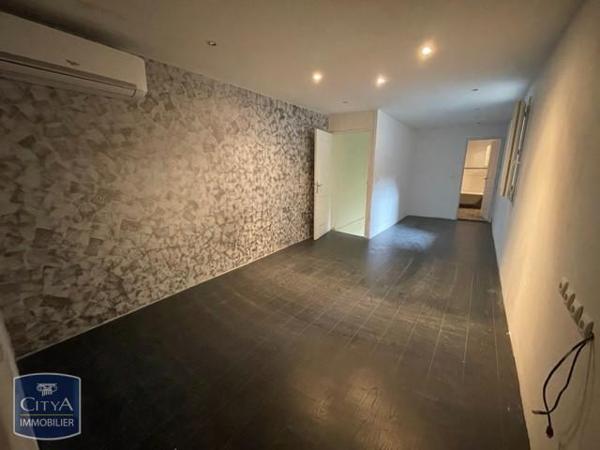 Local commercial à louer 452.09m²