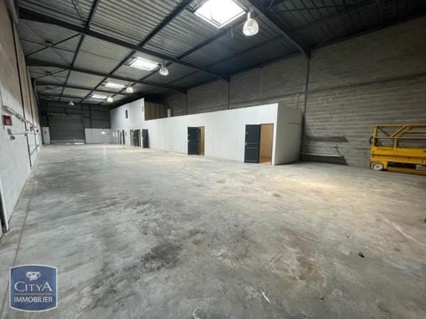 Local commercial à louer 452.09m²