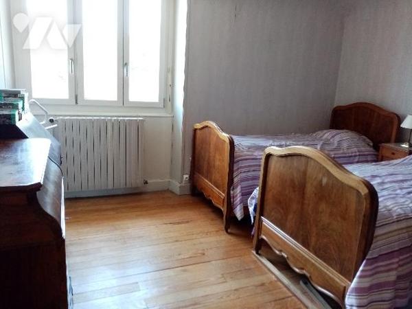 maison bourgeoise de 130 M² à 5 mns du centre ville , terrain 510 m²