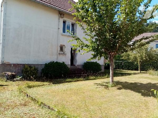 maison bourgeoise de 130 M² à 5 mns du centre ville , terrain 510 m²