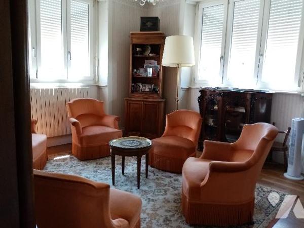 maison bourgeoise de 130 M² à 5 mns du centre ville , terrain 510 m²