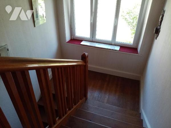 maison bourgeoise de 130 M² à 5 mns du centre ville , terrain 510 m²
