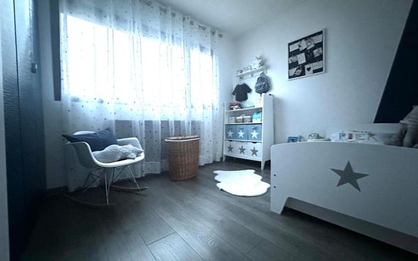 Maison à vendre    5 pièces • 83,24 m2 Ivry-sur-Seine