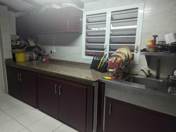 Vente Maison440 m² - 12 Pièces - SAINTE ANNE (97180)