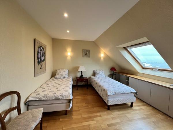 LARMOR PLAGE – Appartement T5 pleine vue mer