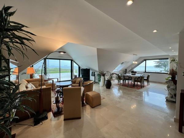 LARMOR PLAGE – Appartement T5 pleine vue mer