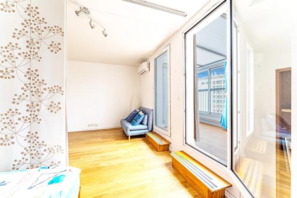 Appartement lumineux de 42 m² en dernier étage