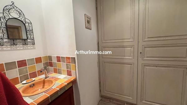 Vente                                                      Villa
                        
                     5 pièces                      225 m2                     à Flayosc