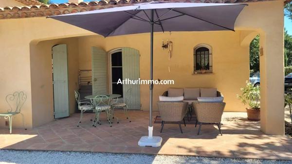 Vente                                                      Villa
                        
                     5 pièces                      225 m2                     à Flayosc