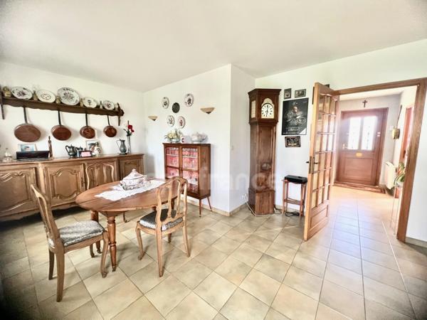 À VENDRE - SAINT MARTIN BOULOGNE - MAISON PLAIN-PIED - VERANDA - 3 CHAMBRES - GARAGE - JARDIN CLOS