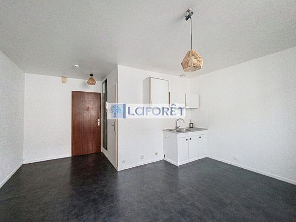 Location appartement Neufchâteau - 1 pièce(s) - 26 m² - 305 €/mois
