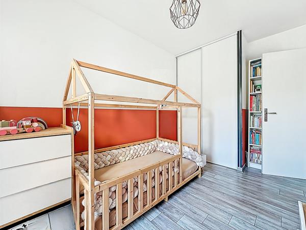 Maison à vendre à Marseille avec Jardin, terrasse et garage : votre futur cocon !