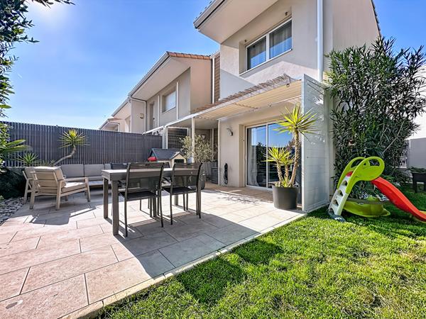 Maison à vendre à Marseille avec Jardin, terrasse et garage : votre futur cocon !