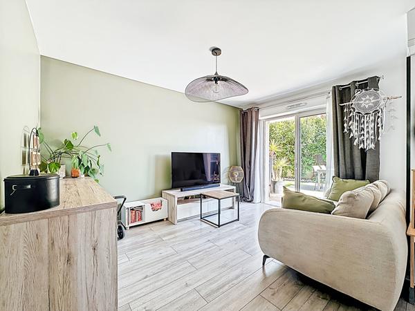 Maison à vendre à Marseille avec Jardin, terrasse et garage : votre futur cocon !