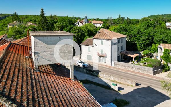 Appartement à vendre    4 pièces • 97 m2 Ruoms