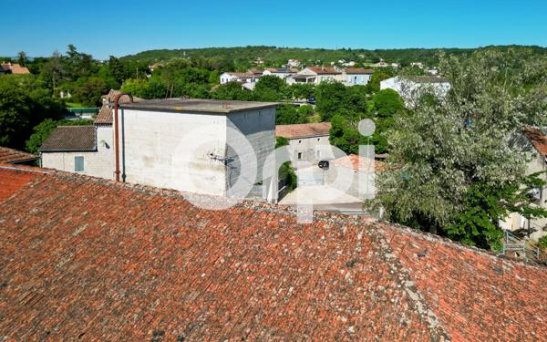 Appartement à vendre    4 pièces • 97 m2 Ruoms