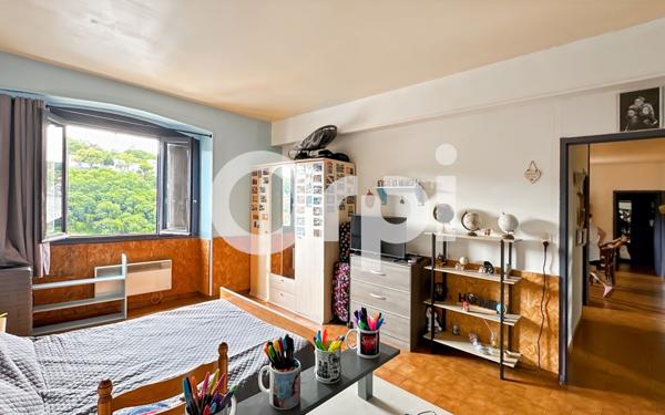 Appartement à vendre    4 pièces • 97 m2 Ruoms