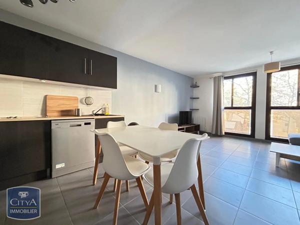 Appartement à louer 2 pièces 46.27m²