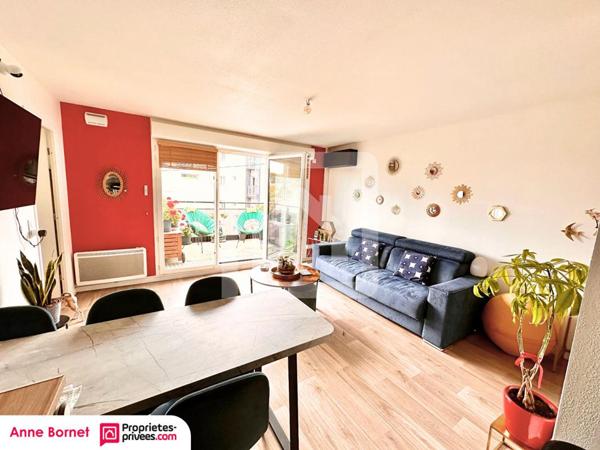 Appartement 2 pièces avec terrasse et double parking privatif