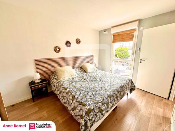 Appartement 2 pièces avec terrasse et double parking privatif