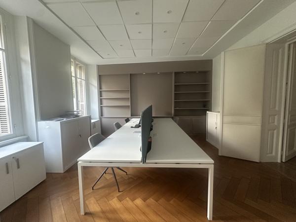 TRES BEAUX BUREAUX OU APPARTEMENT -PARC SALVATOR -MULHOUSE CENTRE