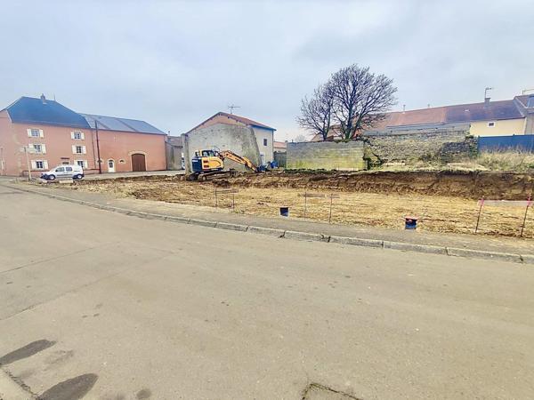 Superbe terrain au calme, prêt pour démarrer votre projet