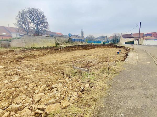 Superbe terrain au calme, prêt pour démarrer votre projet