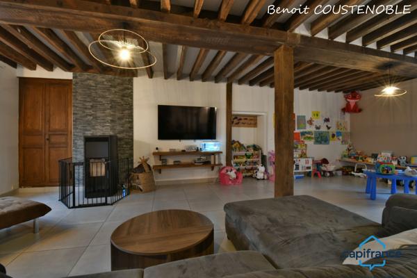 Maison à vendre de 188 m ²- 3 chambres à LABORDE commune de AUXERRE (89) - Terrain 1 740 m² - avec dépendances