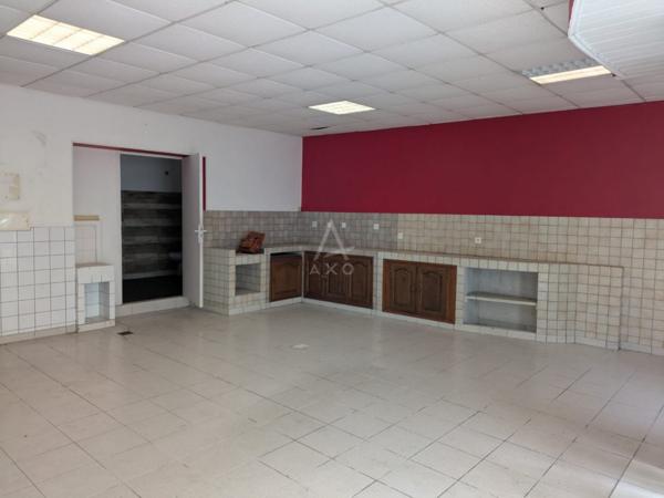 Centre ville de Matha, commerce et logement