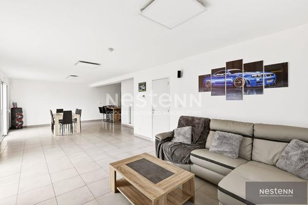 A Vendre Maison contemporaine comprenant  5 chambres à Yffiniac