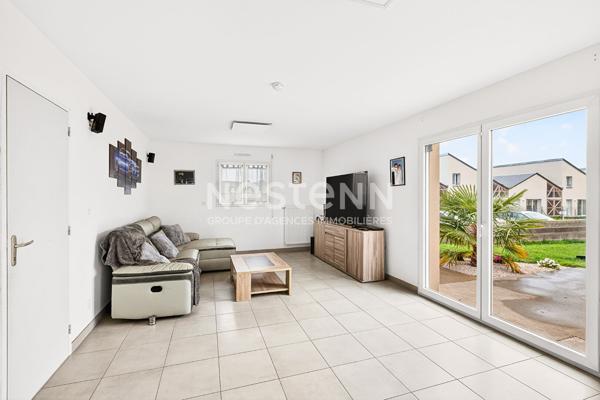 A Vendre Maison contemporaine comprenant  5 chambres à Yffiniac