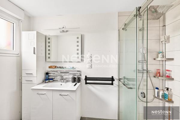 A Vendre Maison contemporaine comprenant  5 chambres à Yffiniac