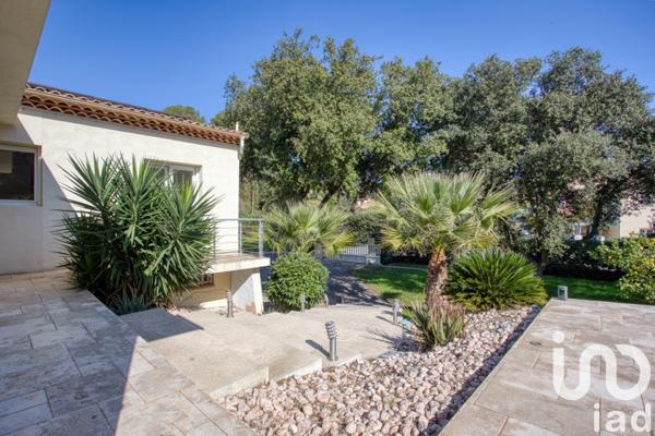 Maison 5 pièces de 146 m² à Saint-Raphaël (83700)