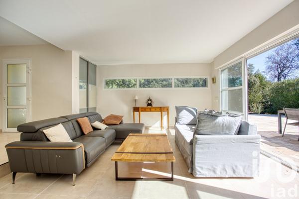 Maison 5 pièces de 146 m² à Saint-Raphaël (83700)