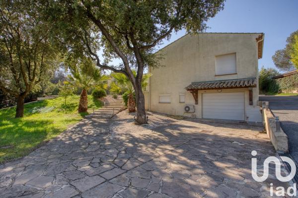 Maison 5 pièces de 146 m² à Saint-Raphaël (83700)