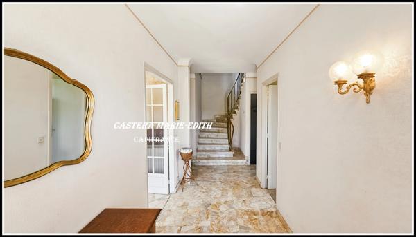 Maison à vendre 6 pièces AUCH (32) à 5 minutes du centre ville - Grand bâtiment d'exploitation.