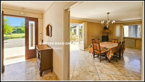 Maison à vendre 6 pièces AUCH (32) à 5 minutes du centre ville - Grand bâtiment d'exploitation.