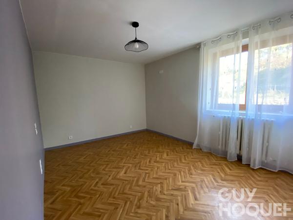 Vallée de la Conie, Longère avec dépendances