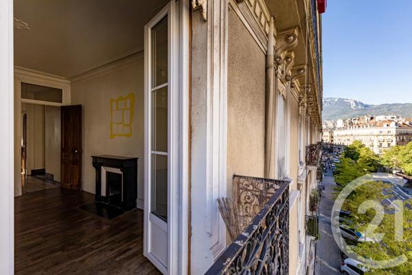 Appartement F2 à vendre  2 pièces - 61 m 2   GRENOBLE  - 38