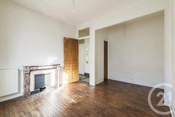 Appartement F2 à vendre  2 pièces - 61 m 2   GRENOBLE  - 38