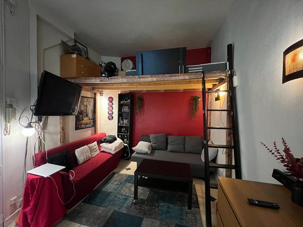 Studio Rue Voltaire PARIS XIème
