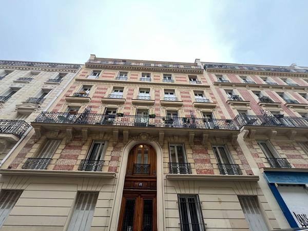 Studio Rue Voltaire PARIS XIème