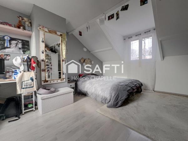 Pavillon 4 ch - garage - au calme - commerces