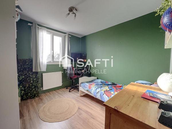 Pavillon 4 ch - garage - au calme - commerces