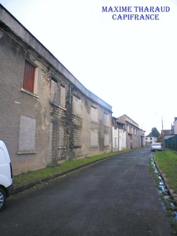 à vendre VIERZON (18) Local industriel 2231 m2