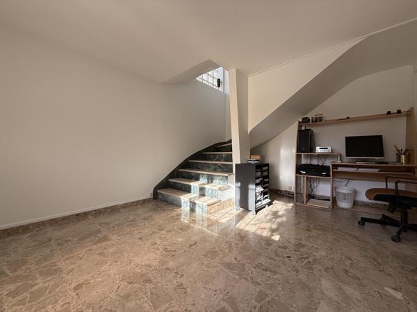 PAVILLON T6 - LE BLANC-MESNIL