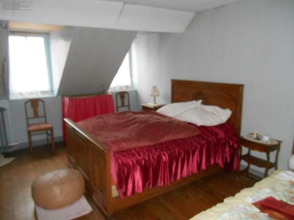 Maison à vendre à Neufchâtel-en-Bray en Seine-Maritime (76270), ref : YB/561   
CENTRE